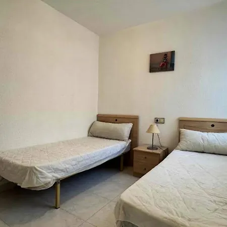 2 Bedrooms With Shared Pool And Furnished Terrace At Апартаменты Торевьиа
